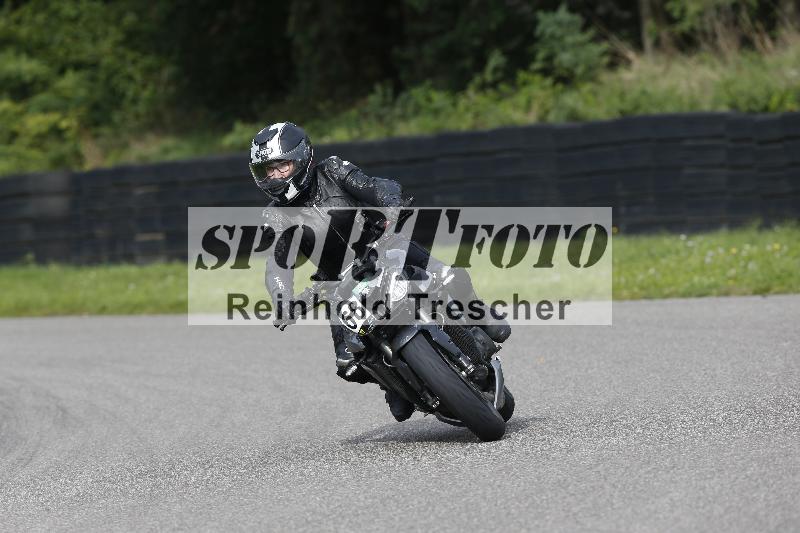 /53 16.09.2025 Track Day Domi Aegerter ADR/Gruppe gruen/68